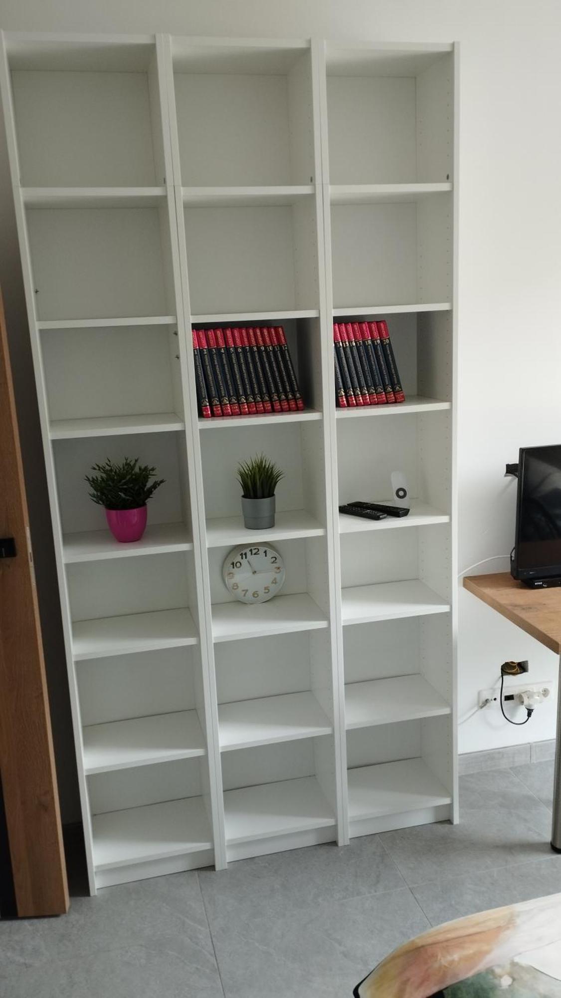Platinum Apartment Pila Bagian luar foto